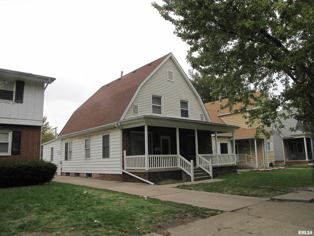 215 N STATE Street, Springfield, IL 62702