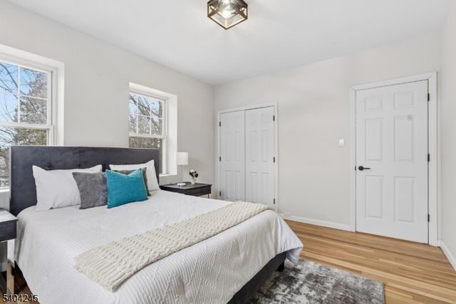 33 Robertson Rd, West Orange Twp., NJ 07052