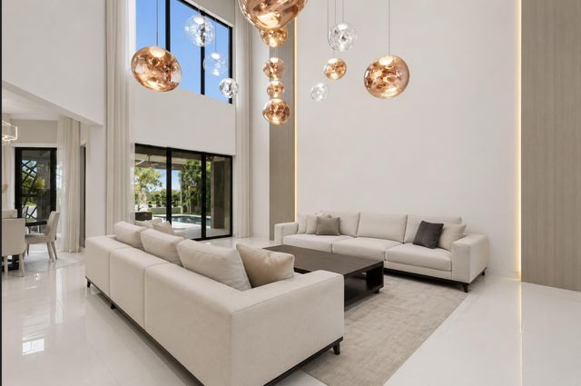 10271 Peninsula Place, Parkland, FL 33076