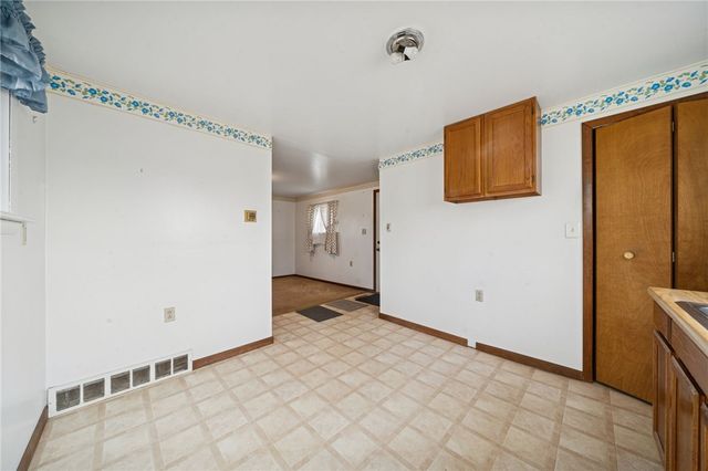 3 Sewickley Ave, Sewickley Twp, PA 15637