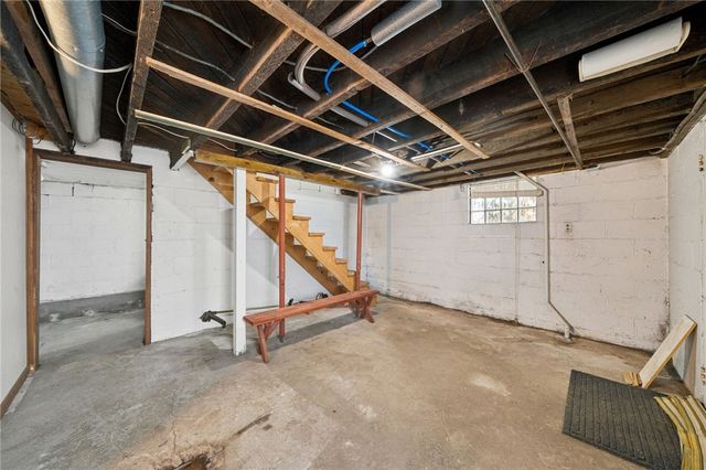 3 Sewickley Ave, Sewickley Twp, PA 15637