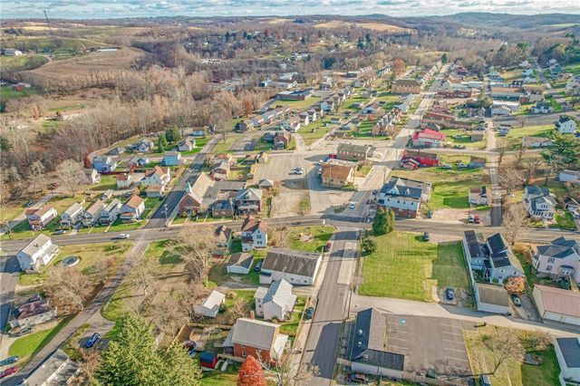 3 Sewickley Ave, Sewickley Twp, PA 15637