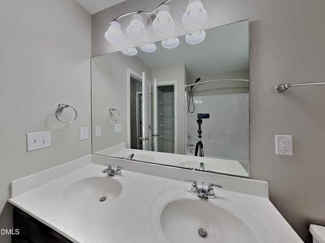 64 Crew Club Court, Clayton, NC 27527