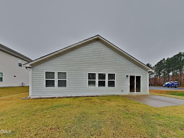 64 Crew Club Court, Clayton, NC 27527