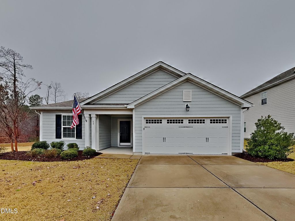 64 Crew Club Court, Clayton, NC 27527