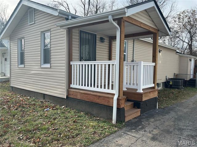 5707 Helen Avenue, Jennings, MO 63136