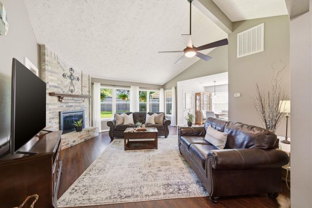 3031 Becket Street, Pearland, TX 77584