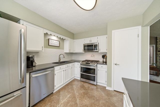 3031 Becket Street, Pearland, TX 77584