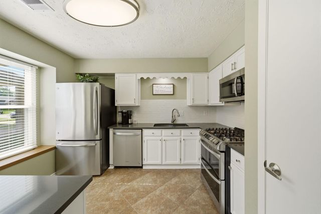 3031 Becket Street, Pearland, TX 77584