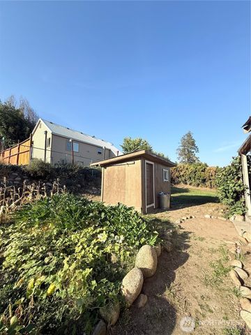 825 2nd Avenue N, Okanogan, WA 98840