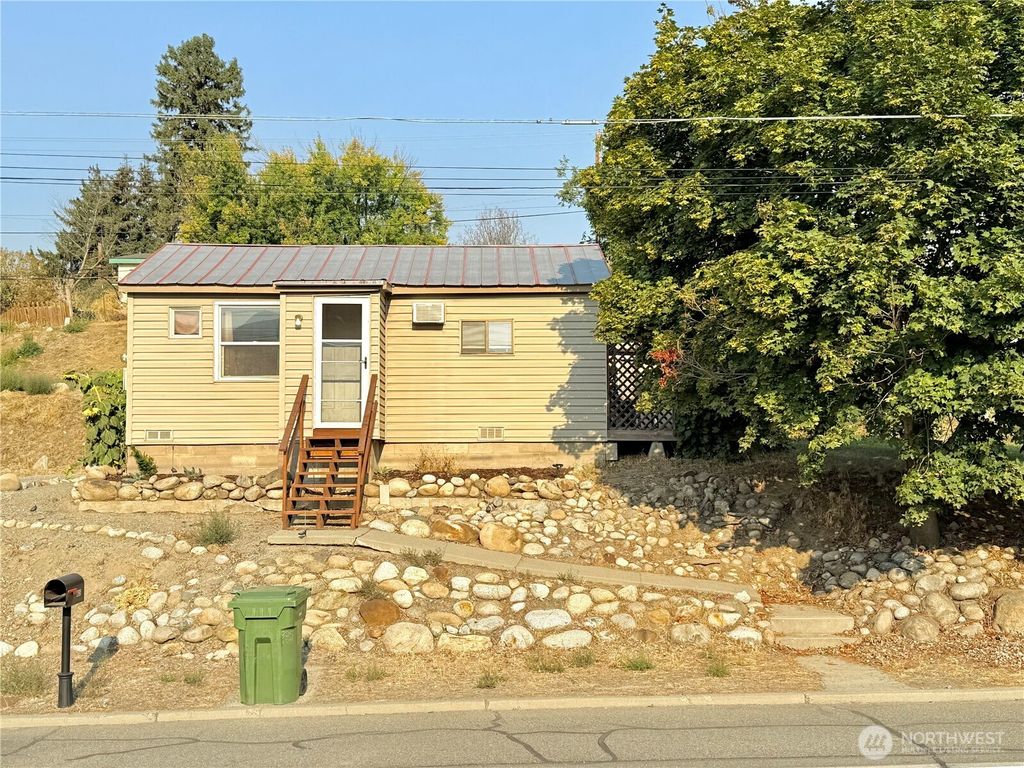 825 2nd Avenue N, Okanogan, WA 98840