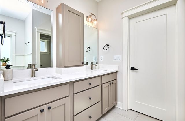 455 NW Ashley Circle, Waukee, IA 50263
