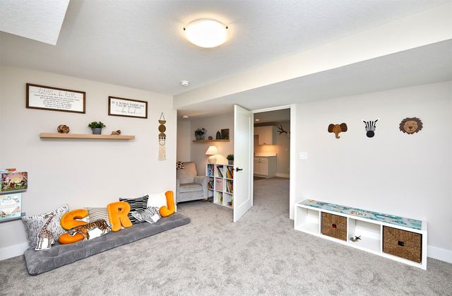 455 NW Ashley Circle, Waukee, IA 50263
