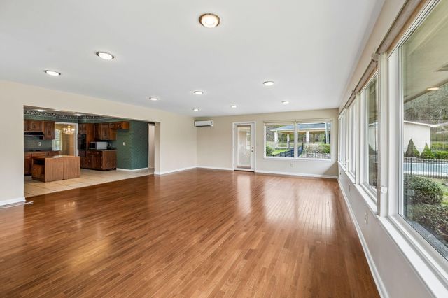 9526 Cimarron Lane, Ooltewah, TN 37363