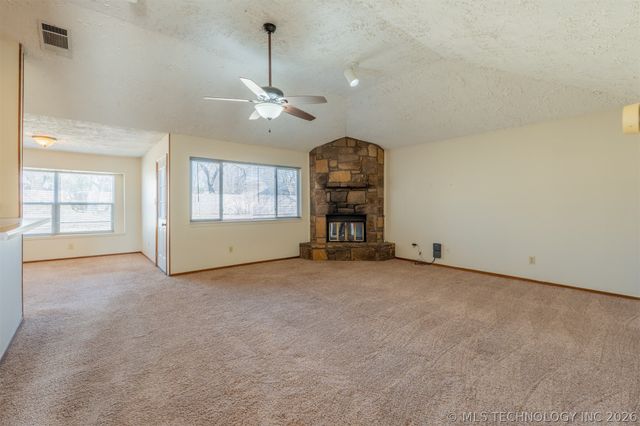 4200 S Poplar Avenue, Broken Arrow, OK 74011