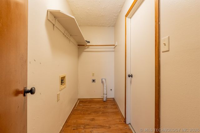 4200 S Poplar Avenue, Broken Arrow, OK 74011