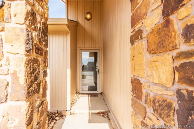 4200 S Poplar Avenue, Broken Arrow, OK 74011