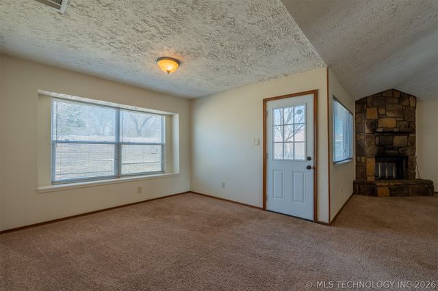 4200 S Poplar Avenue, Broken Arrow, OK 74011