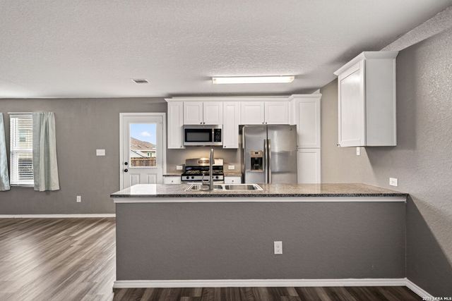 8518 Cassia Cove, Converse, TX 78109