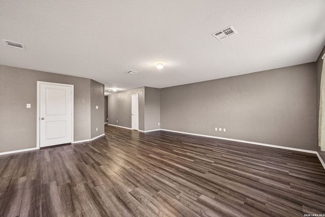 8518 Cassia Cove, Converse, TX 78109