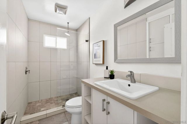 806 2nd St, Imperial Beach, CA 91932