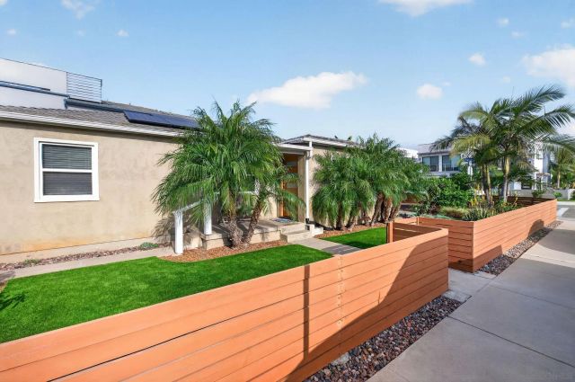 806 2nd St, Imperial Beach, CA 91932