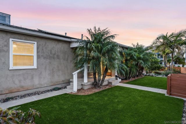 806 2nd St, Imperial Beach, CA 91932