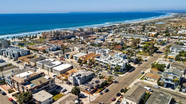 806 2nd St, Imperial Beach, CA 91932