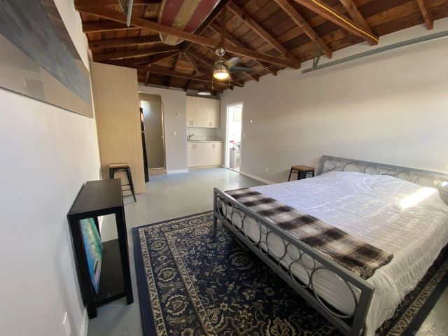 806 2nd St, Imperial Beach, CA 91932