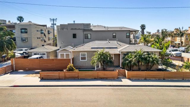 806 2nd St, Imperial Beach, CA 91932