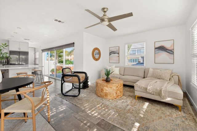 806 2nd St, Imperial Beach, CA 91932