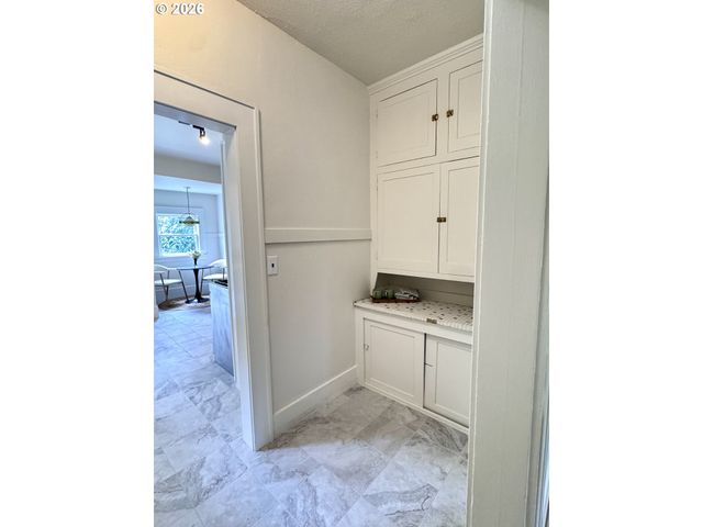 9115 N PORTSMOUTH Ave, Portland, OR 97203