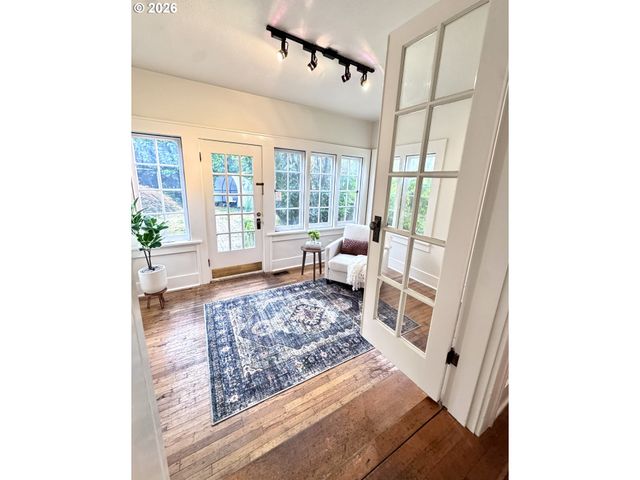 9115 N PORTSMOUTH Ave, Portland, OR 97203