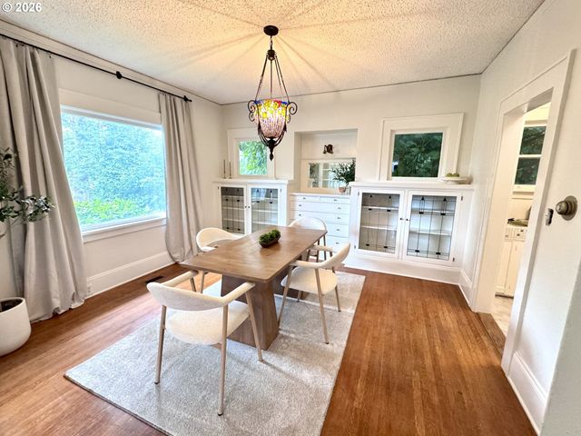 9115 N PORTSMOUTH Ave, Portland, OR 97203