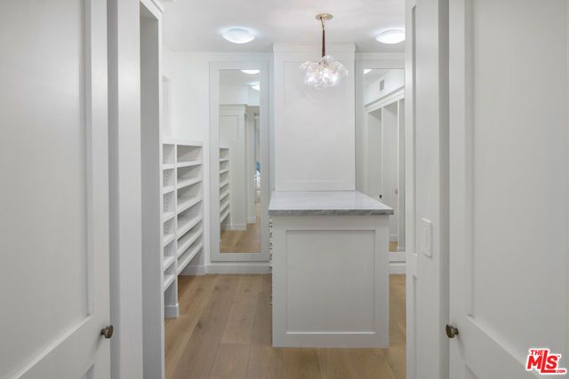 1347 Palisades Beach Road, Santa Monica, CA 90401