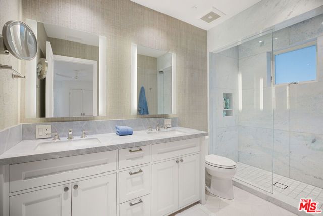 1347 Palisades Beach Road, Santa Monica, CA 90401