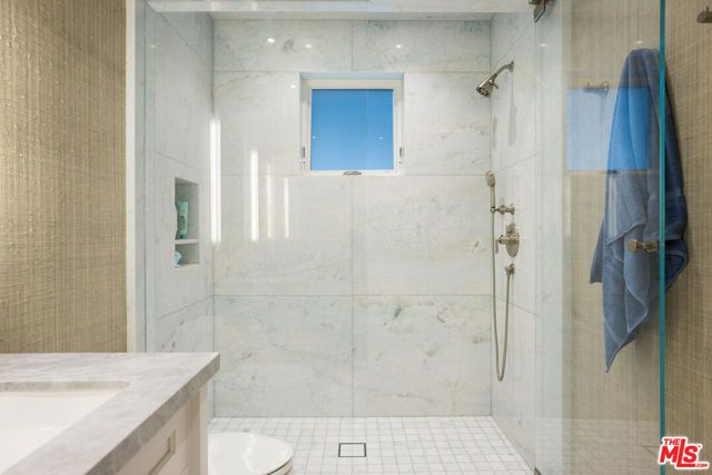 1347 Palisades Beach Road, Santa Monica, CA 90401