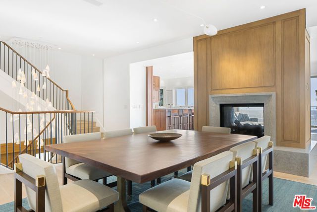 1347 Palisades Beach Road, Santa Monica, CA 90401