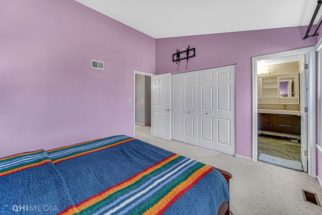 1679 Templeton Court, Mundelein, IL 60060
