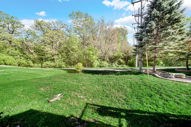 1679 Templeton Court, Mundelein, IL 60060