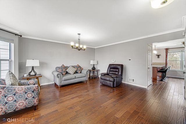 1679 Templeton Court, Mundelein, IL 60060