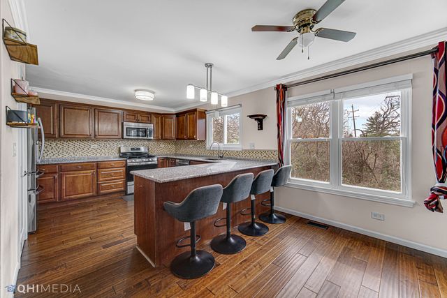 1679 Templeton Court, Mundelein, IL 60060