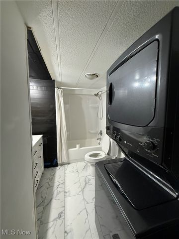 13675 Cleveland Avenue NW, Uniontown, OH 44685