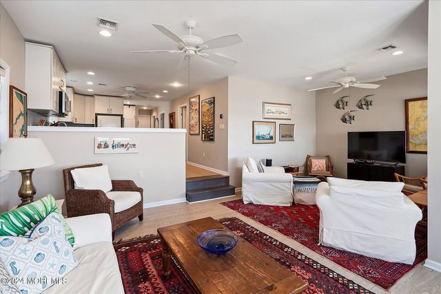 2 Riverview Place, Sea Bright, NJ 07760