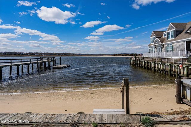 2 Riverview Place, Sea Bright, NJ 07760