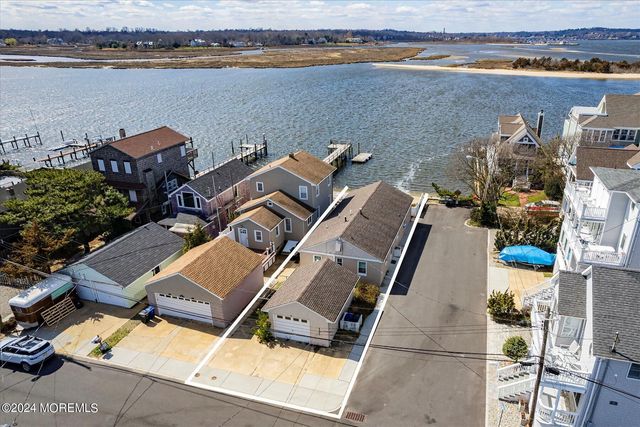 2 Riverview Place, Sea Bright, NJ 07760