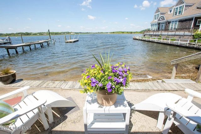 2 Riverview Place, Sea Bright, NJ 07760