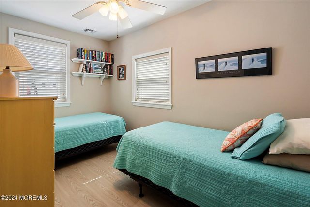 2 Riverview Place, Sea Bright, NJ 07760
