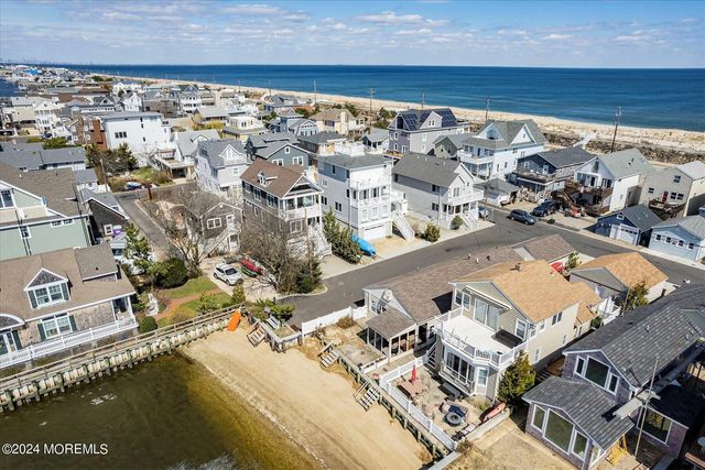 2 Riverview Place, Sea Bright, NJ 07760