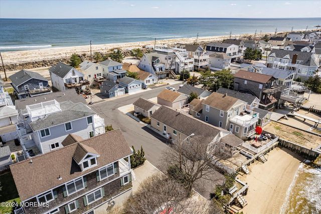 2 Riverview Place, Sea Bright, NJ 07760